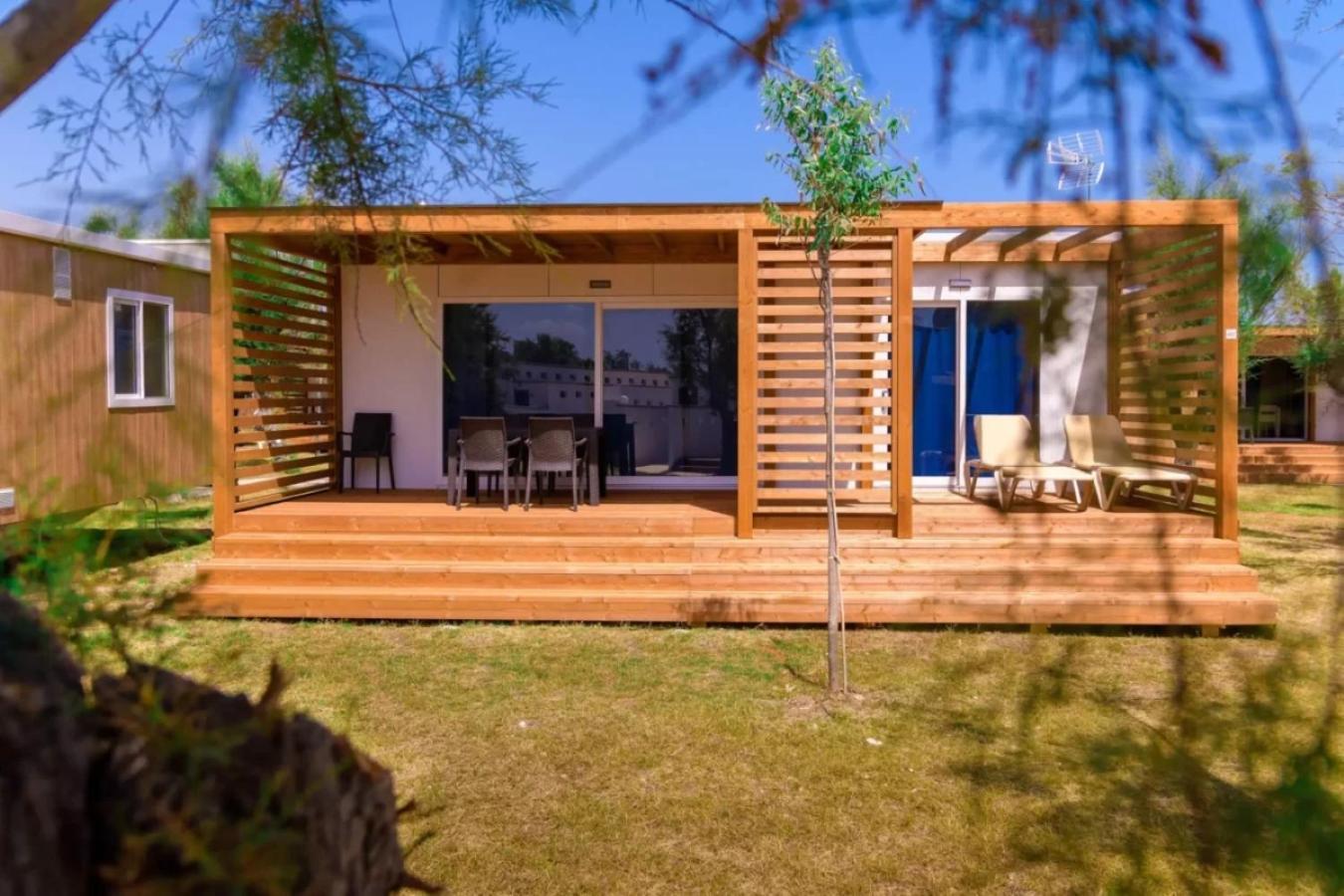 Torre Rinalda Beach Camping & Resort Lecce Exteriör bild