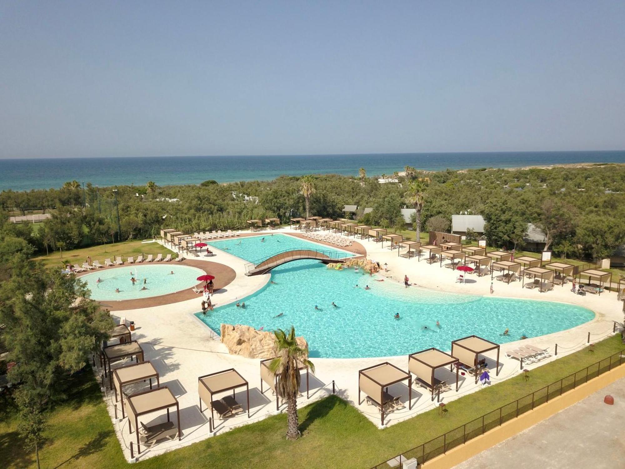 Torre Rinalda Beach Camping & Resort Lecce Exteriör bild